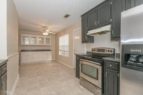 1002 Windsor Dr, Monroe, GA 30656 photo 9