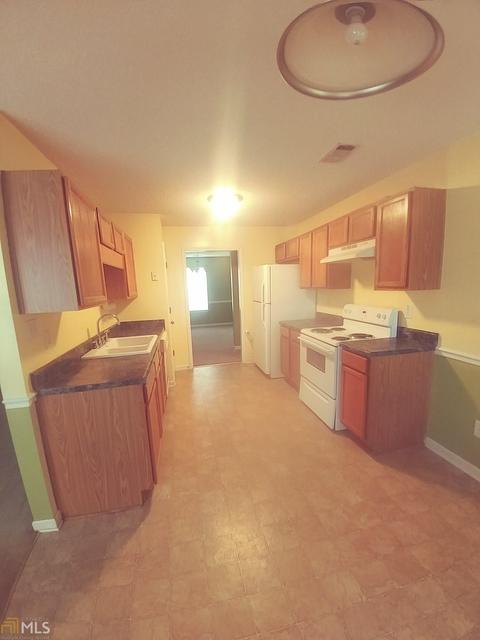 75 Kendall Ln, Covington, GA 30016 photo 9