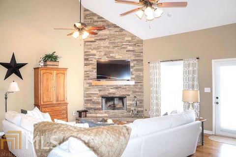 130 Jonathans Roost Rd, Williamson, GA 30292 photo 9