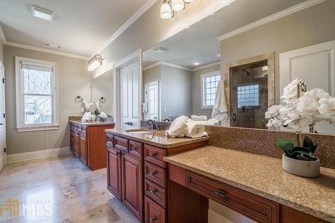 2829 Duncan Dr, Chamblee, GA 30341 photo 17