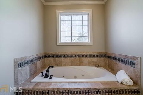 2829 Duncan Dr, Chamblee, GA 30341 photo 19