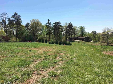 223 Devonshire, Toccoa, GA 30577 photo 2