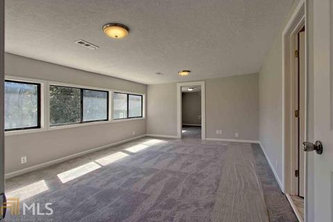 962 E Tugalo St, Toccoa, GA 30577 photo 9