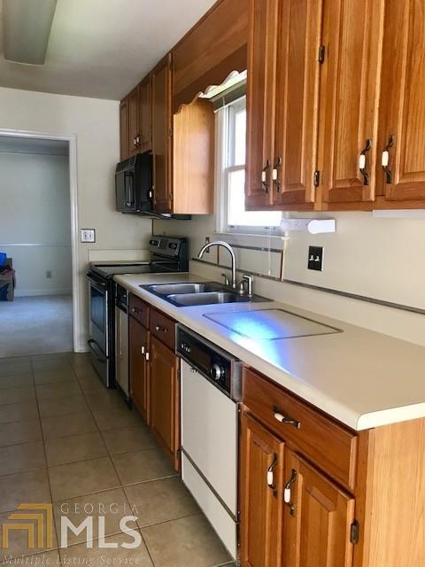 3551 Strathmore Dr, Duluth, GA 30096 photo 3