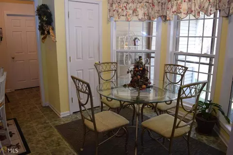1044 Hunter Rd, Williamson, GA 30292 photo 13