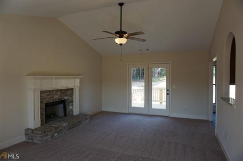 1244 Alex Dr, Winder, GA 30680 photo 2