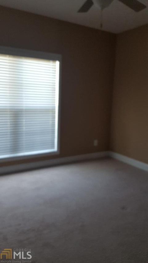 300 Boston Dr, Lagrange, GA 30241 photo 2