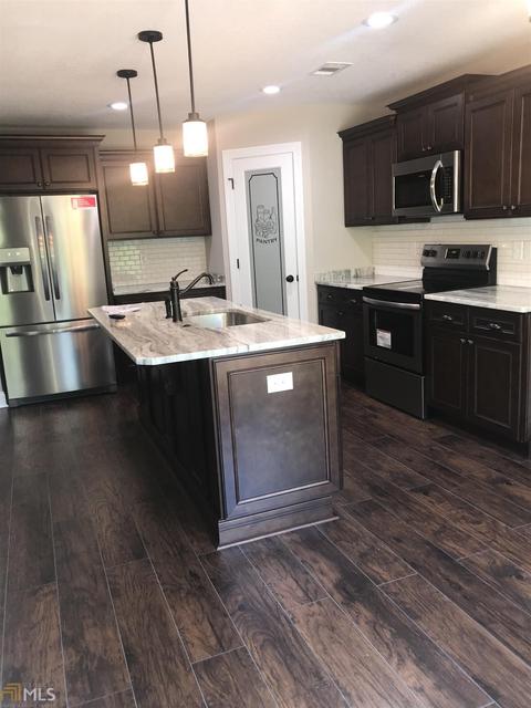 107 Karis Ct, Perry, GA 31069 photo 3