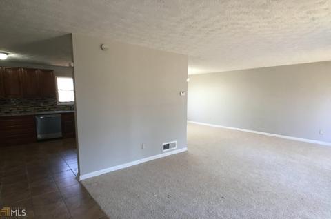 110 N Sears Rd, Covington, GA 30016 photo 5