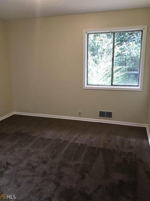 2414 Castile, Morrow, GA 30260 photo 12
