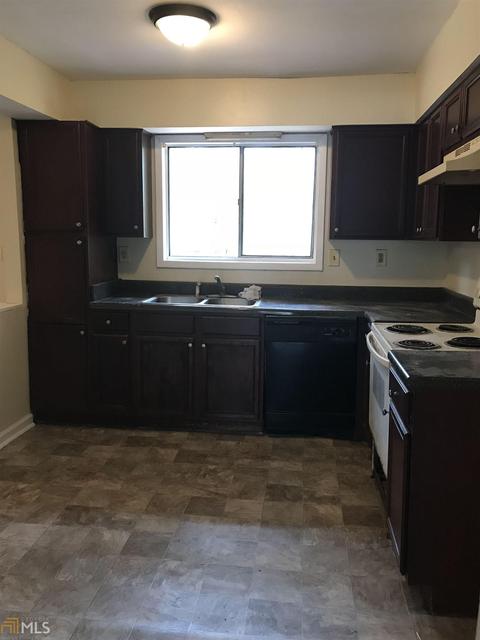 2414 Castile, Morrow, GA 30260 photo 6