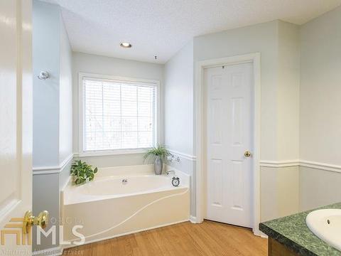 213 Hayes Ln, Rex, GA 30273 photo 14