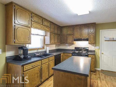 213 Hayes Ln, Rex, GA 30273 photo 8