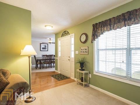 213 Hayes Ln, Rex, GA 30273 photo 4