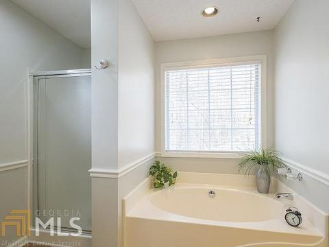 213 Hayes Ln, Rex, GA 30273 photo 15
