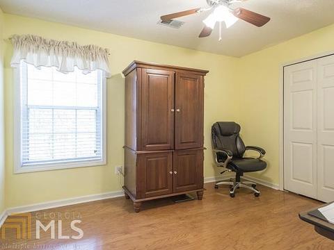213 Hayes Ln, Rex, GA 30273 photo 17