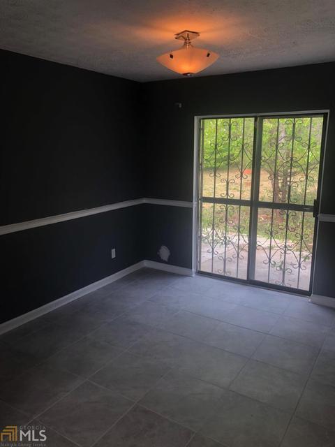 5722 Phillips, Morrow, GA 30260 photo 2