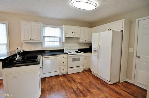 70 Macadamia Ct, Covington, GA 30016 photo 8