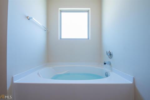 390 Silver Willow Walk, Covington, GA 30016 photo 17