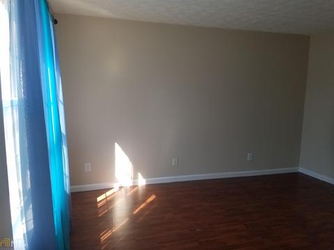 1482 Buckingham Ct, Hampton, GA 30228 photo 4