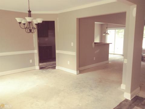 158 Needleleaf Ct, Barnesville, GA 30204 photo 3