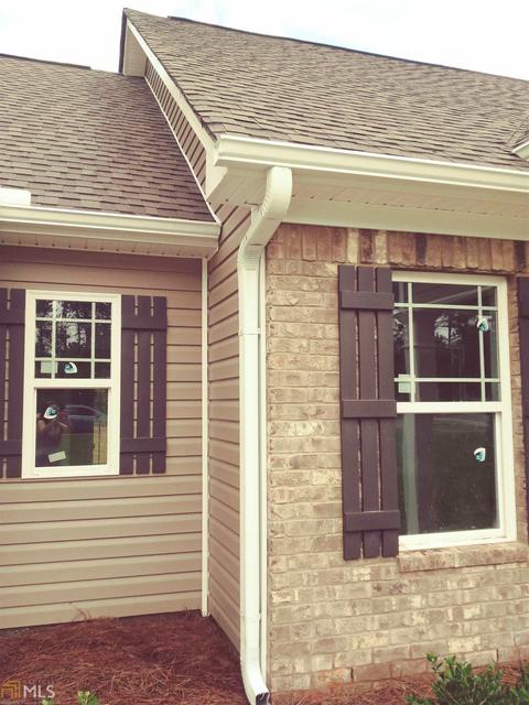 158 Needleleaf Ct, Barnesville, GA 30204 photo 2