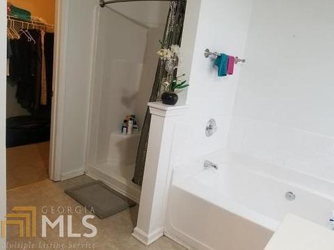 320 Spring Lake Ter, Covington, GA 30016 photo 5