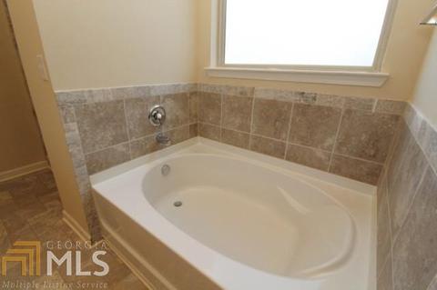 6954 Diamond Dr, Rex, GA 30273 photo 18