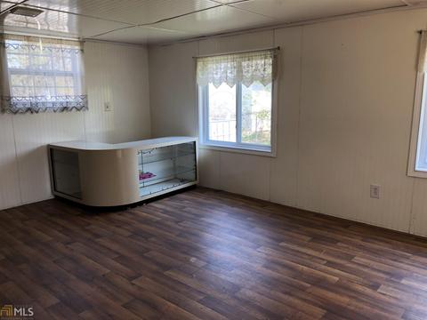 6532 Fleming Rd, Morrow, GA 30260 photo 9