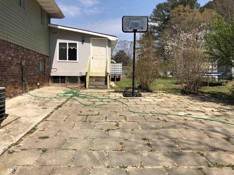 6532 Fleming Rd, Morrow, GA 30260 photo 4