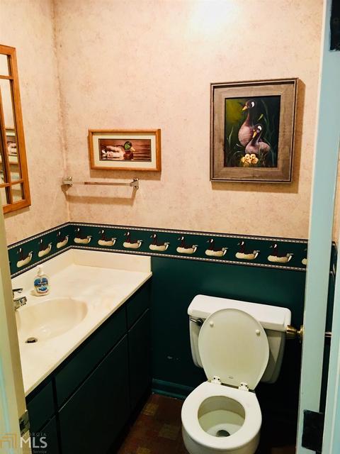1828 Pine Forest Cir, Dublin, GA 31021 photo 9