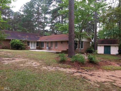 1828 Pine Forest Cir, Dublin, GA 31021 photo 2