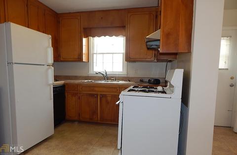 111 Dogwood Dr, Lagrange, GA 30241 photo 2
