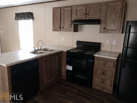 256 Cherokee Rd, Toccoa, GA 30577 photo 3