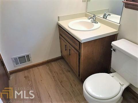 145 Lakeside Dr, Covington, GA 30016 photo 18