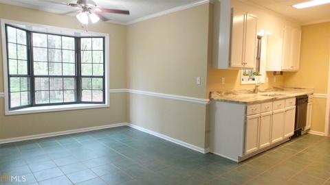 218 Smithfield Rd, Dublin, GA 31021 photo 4