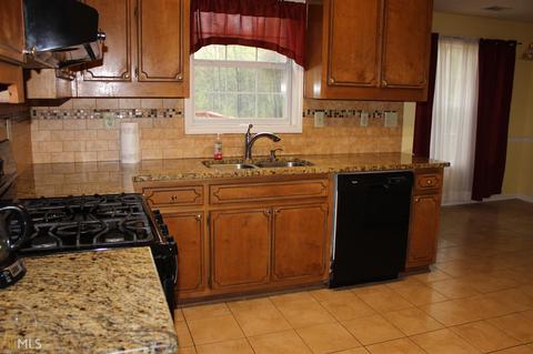 90 Oak Ridge Ct, Covington, GA 30016 photo 11