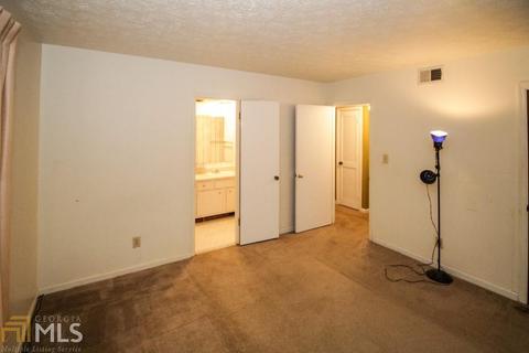 3105 Caliente Ln, Rex, GA 30273 photo 11