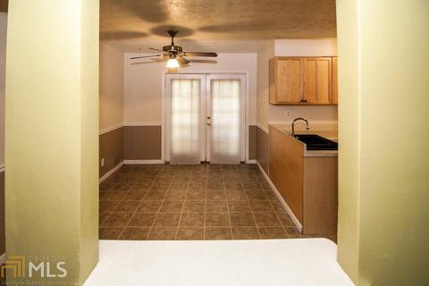 3105 Caliente Ln, Rex, GA 30273 photo 5