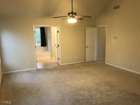 976 Maple Leaf Dr, Mcdonough, GA 30253 photo 9