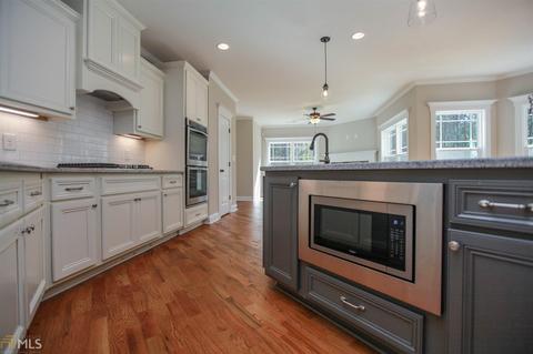 588 Mcdade, Tyrone, GA 30290 photo 11