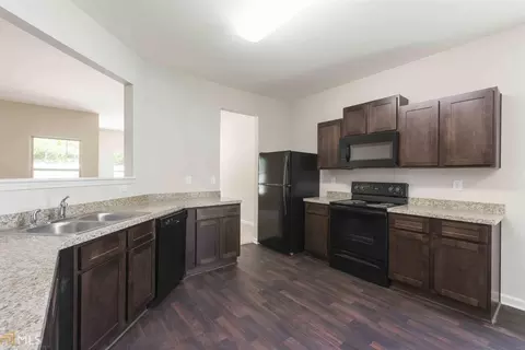 140 Randy Trce, Covington, GA 30016 photo 3