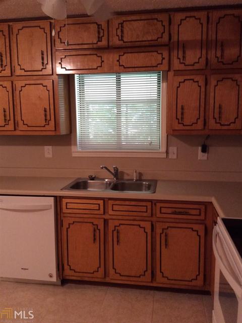 110 Wagon Wheel Dr, Rex, GA 30273 photo 4