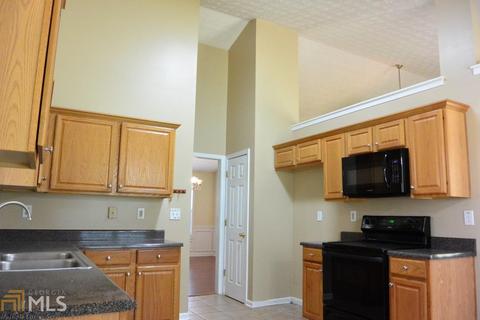 255 Queensland Ln, Covington, GA 30016 photo 11