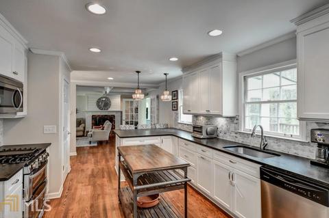 1730 Foresta Ct, Chamblee, GA 30341 photo 14