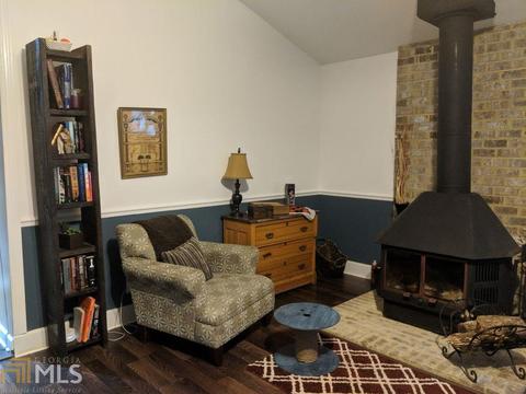 3029 Meadowood Ln, Chamblee, GA 30341 photo 6