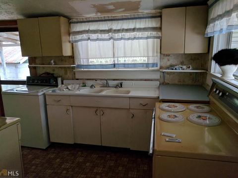691 Four Points Rd, Jackson, GA 30233 photo 5