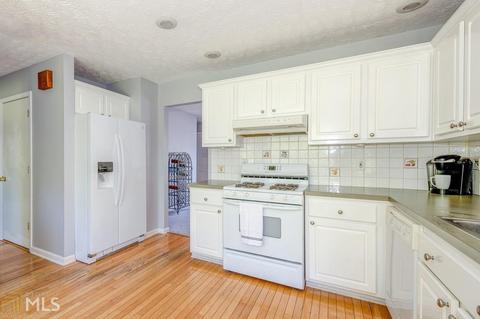 2546 Sugar Cane Pl, Duluth, GA 30096 photo 9