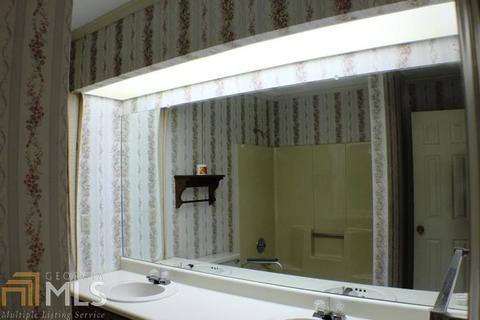 301 Regency Cir, Dublin, GA 31021 photo 13