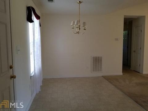 151 Pineview Dr, Forsyth, GA 31029 photo 4